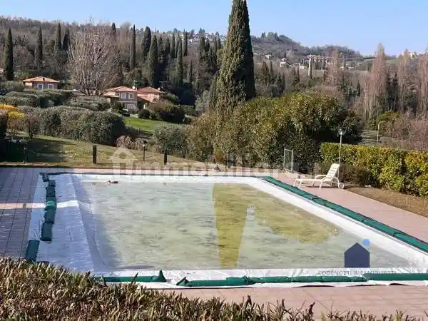 Appartamento in vendita a Padenghe sul Garda