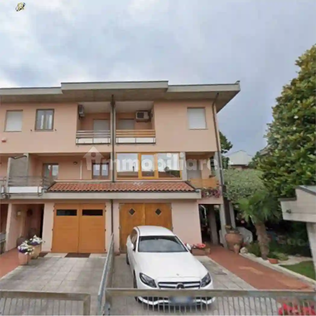 Villetta a schiera - foto 4