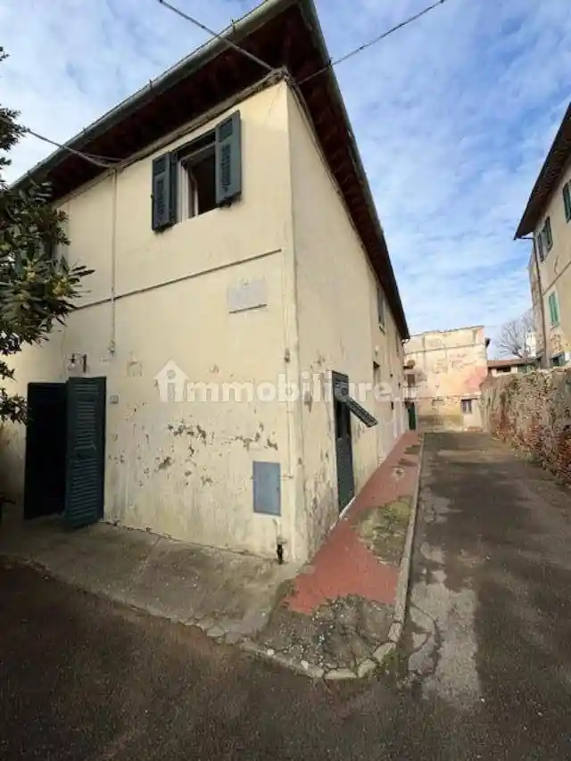 Casa indipendente in vendita a Casciana Terme Lari