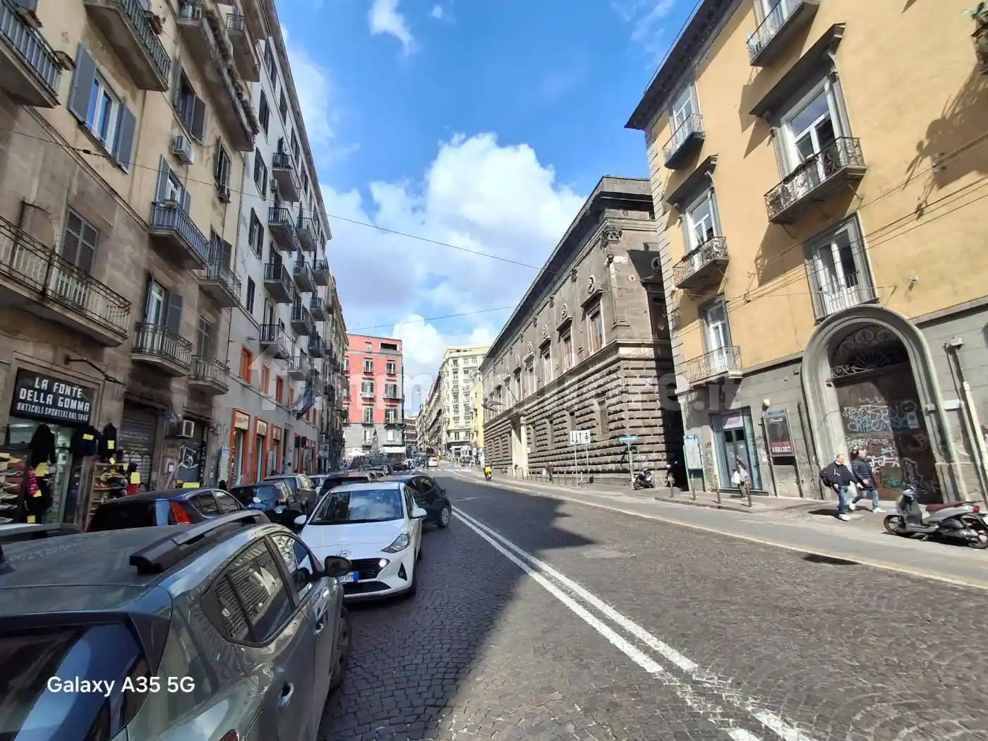 Appartamento in affitto a Napoli