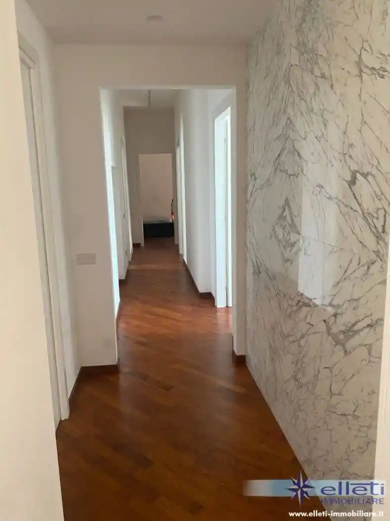 Appartamento in vendita a Massa