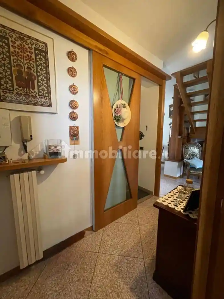 Casa indipendente in vendita a Prato