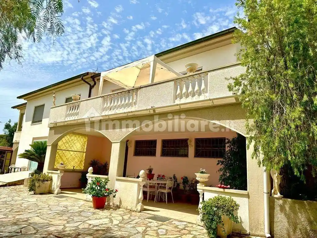 Villa in vendita a Campiglia Marittima