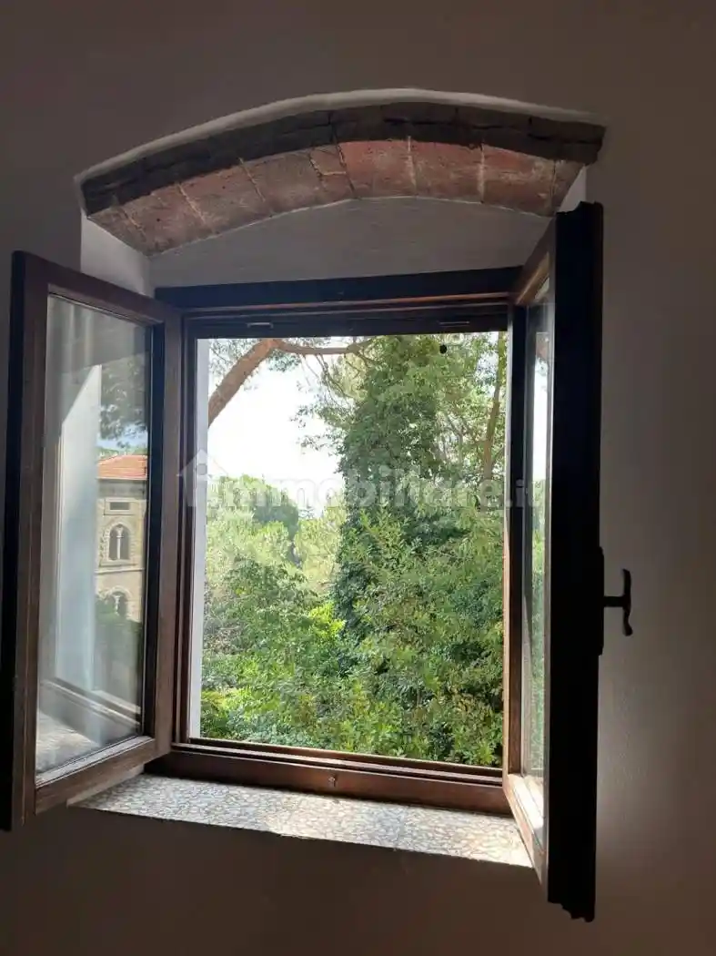 Casa indipendente in vendita a Campiglia Marittima