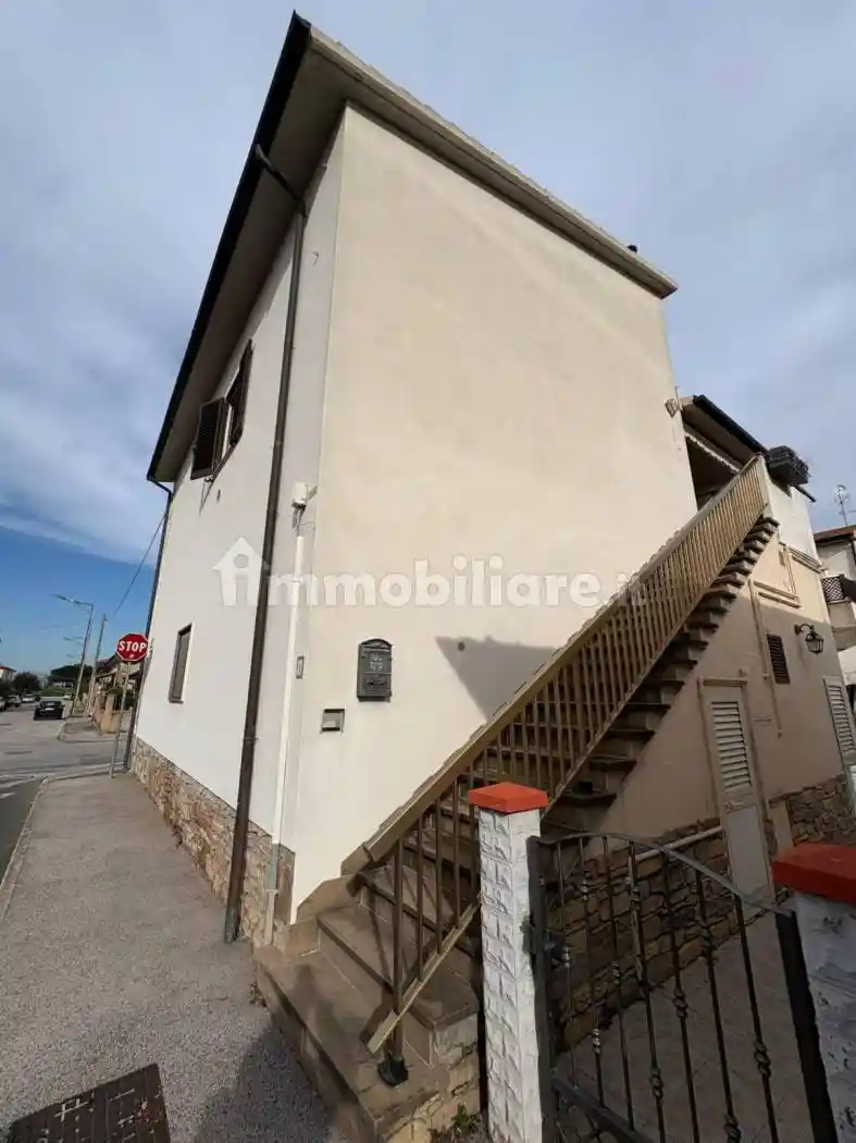 Appartamento in vendita a Campiglia Marittima