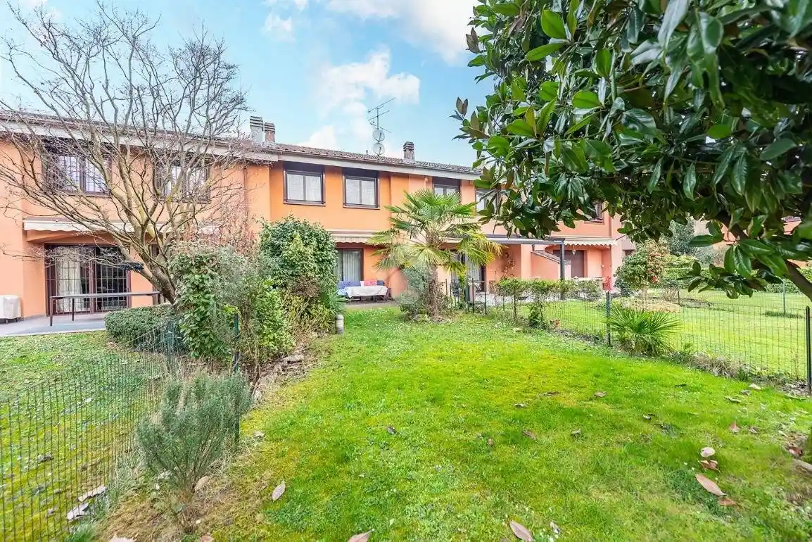 Villetta a schiera in vendita a Arese