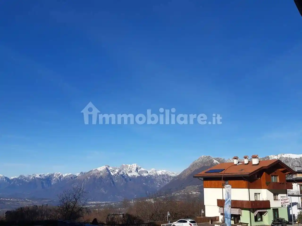 Appartamento in vendita a Tambre