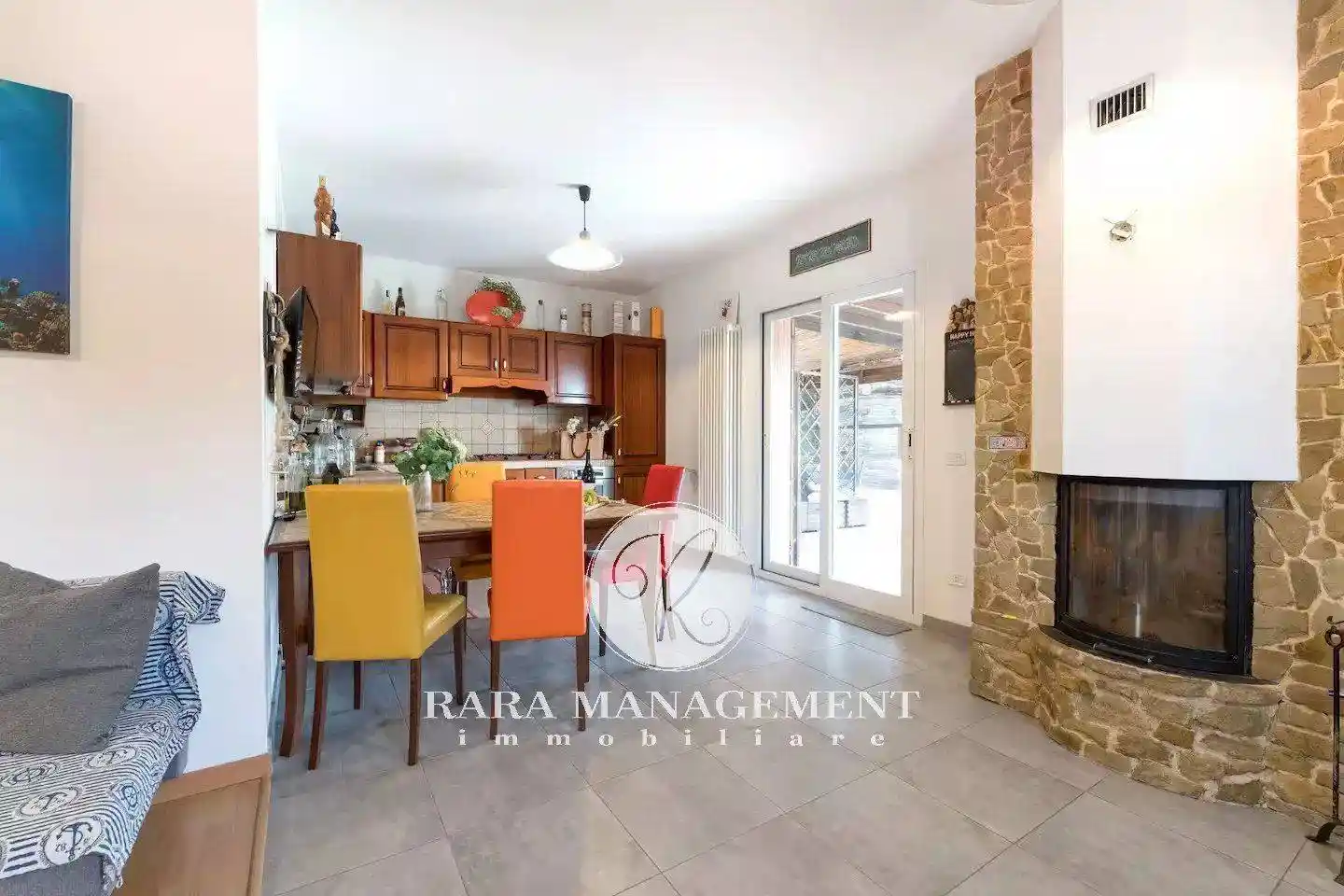 Casa indipendente in affitto a Falconara Marittima