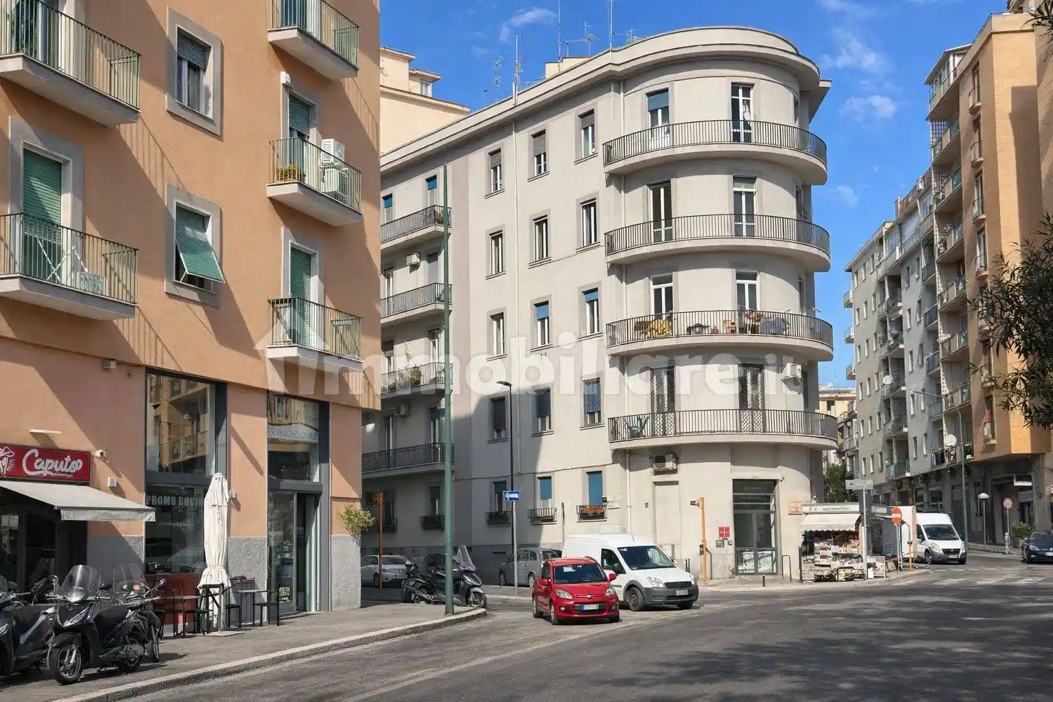 Appartamento in vendita a Napoli