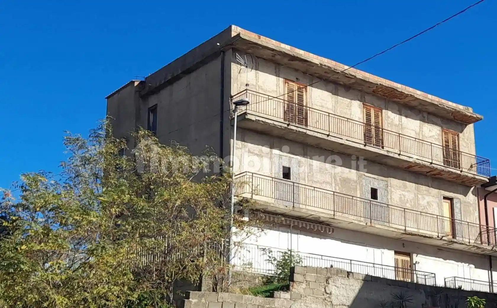 Palazzo - Edificio in vendita a Sellia Marina