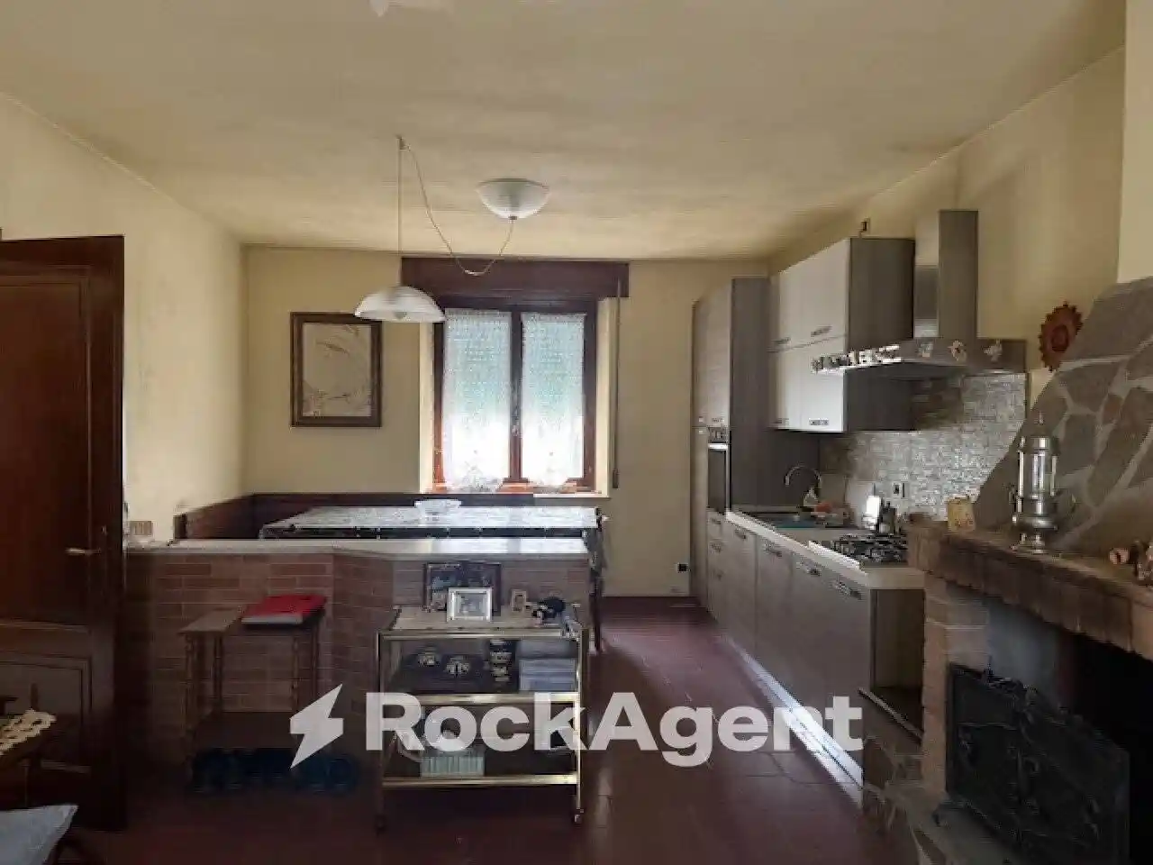 Villa in vendita a Corniglio