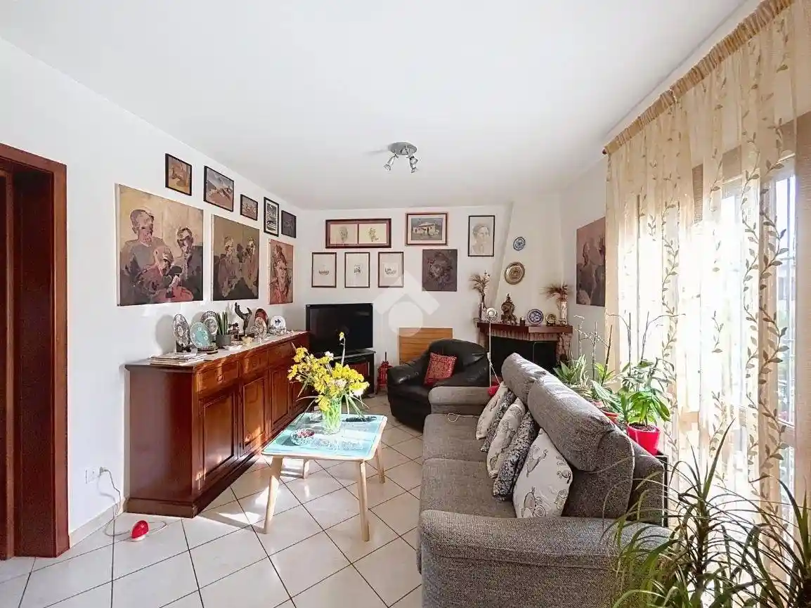 Appartamento in vendita a Cascina