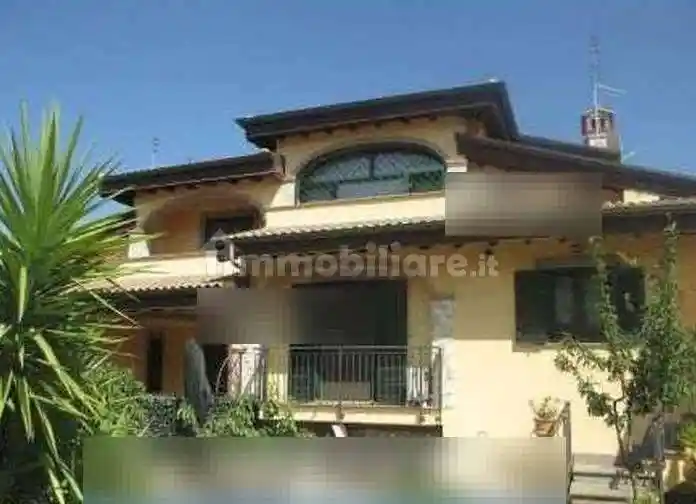 Villa in vendita a Roma