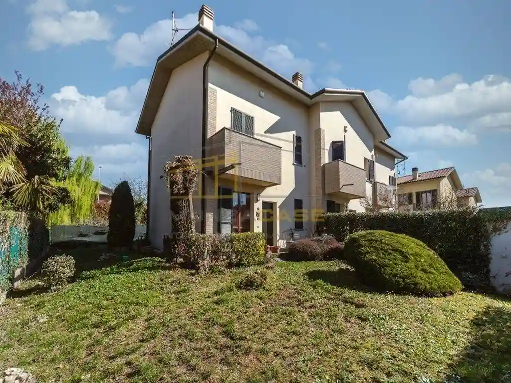 Villetta a schiera - foto 2