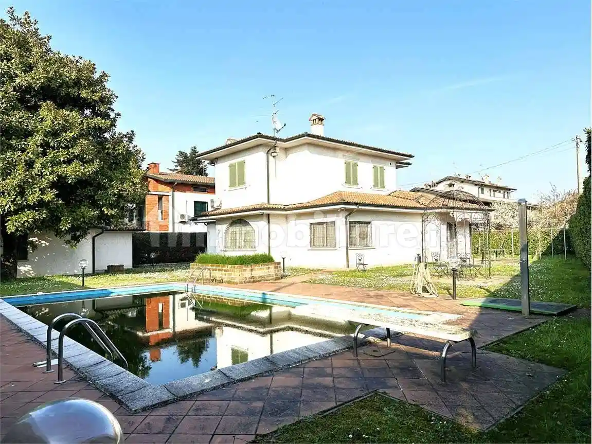 Villa in vendita a Treviglio