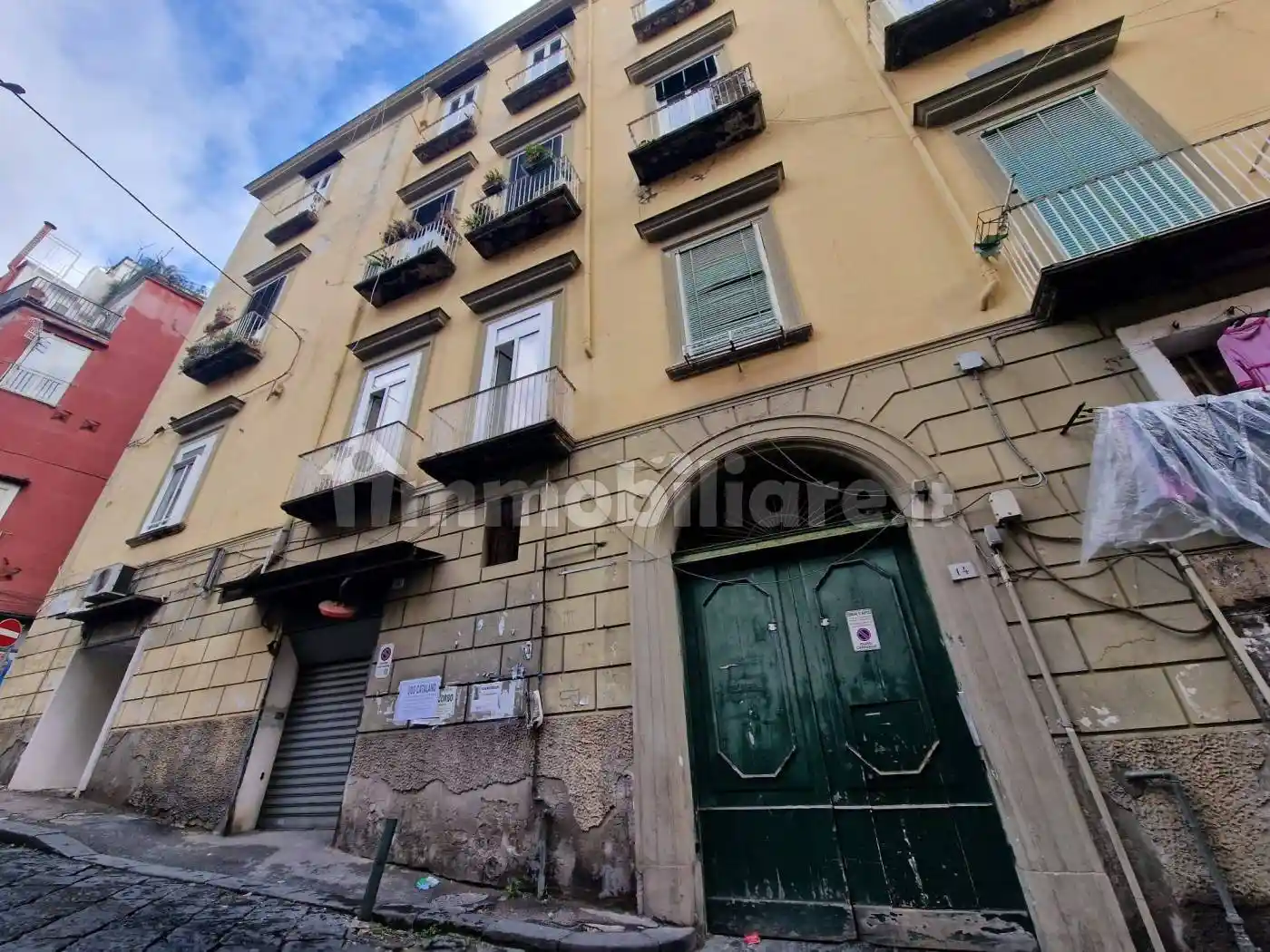 Appartamento in vendita a Napoli