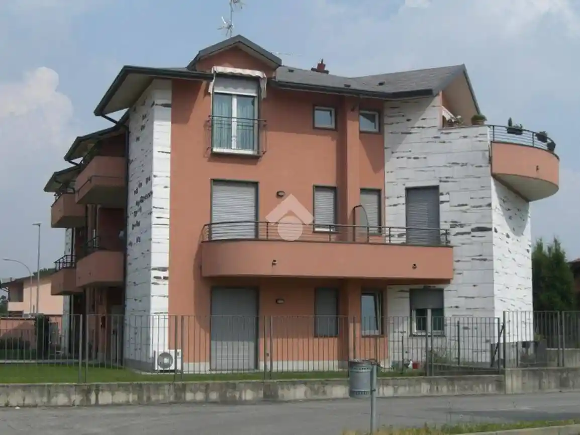 Appartamento in affitto a Lonate Pozzolo