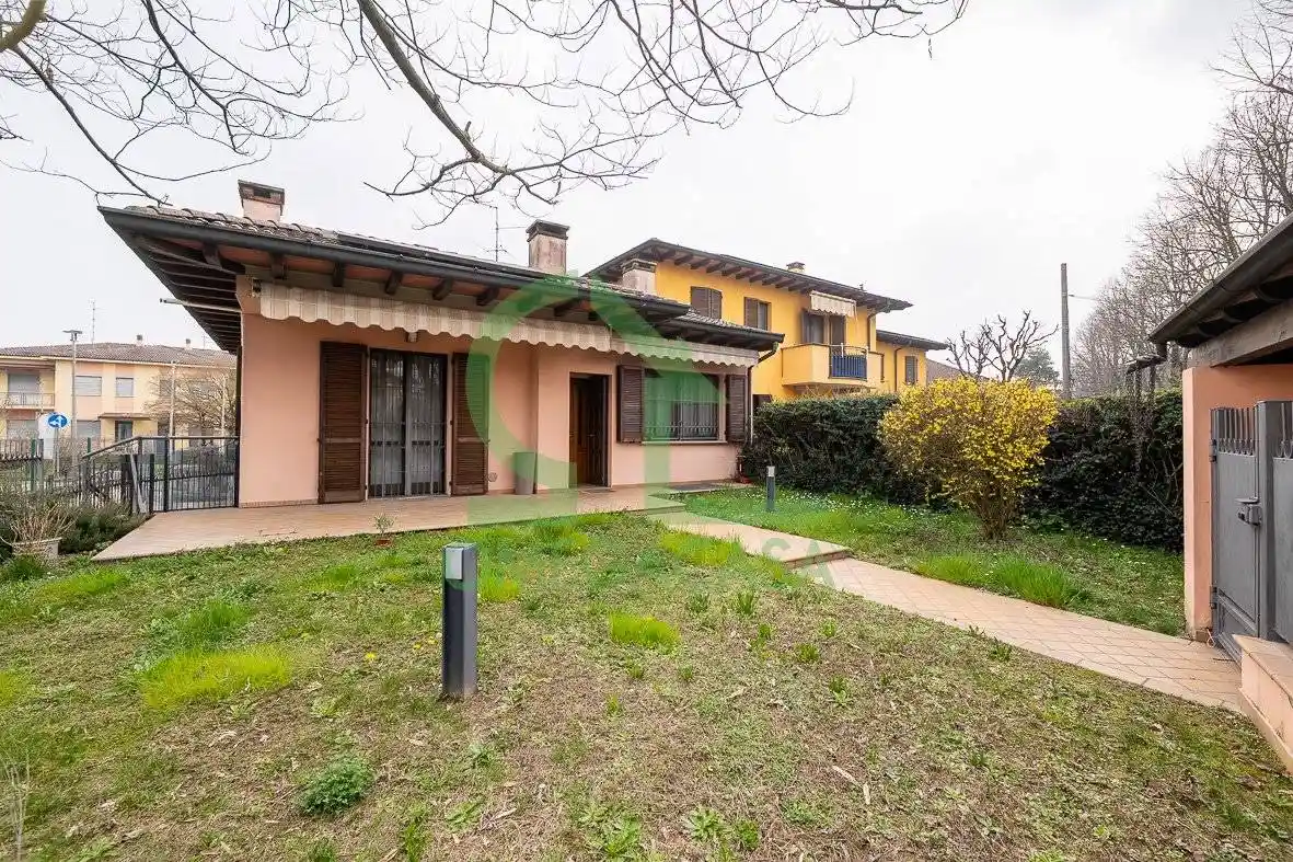 Villa in vendita a Casalpusterlengo