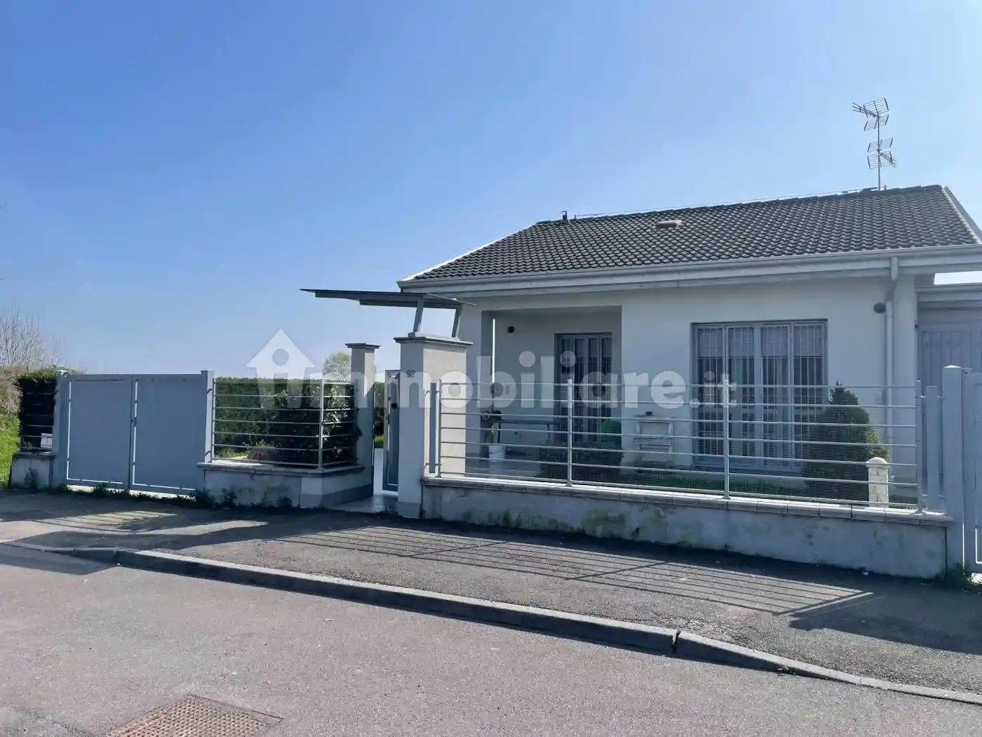 Villa in vendita a Caselle Lurani