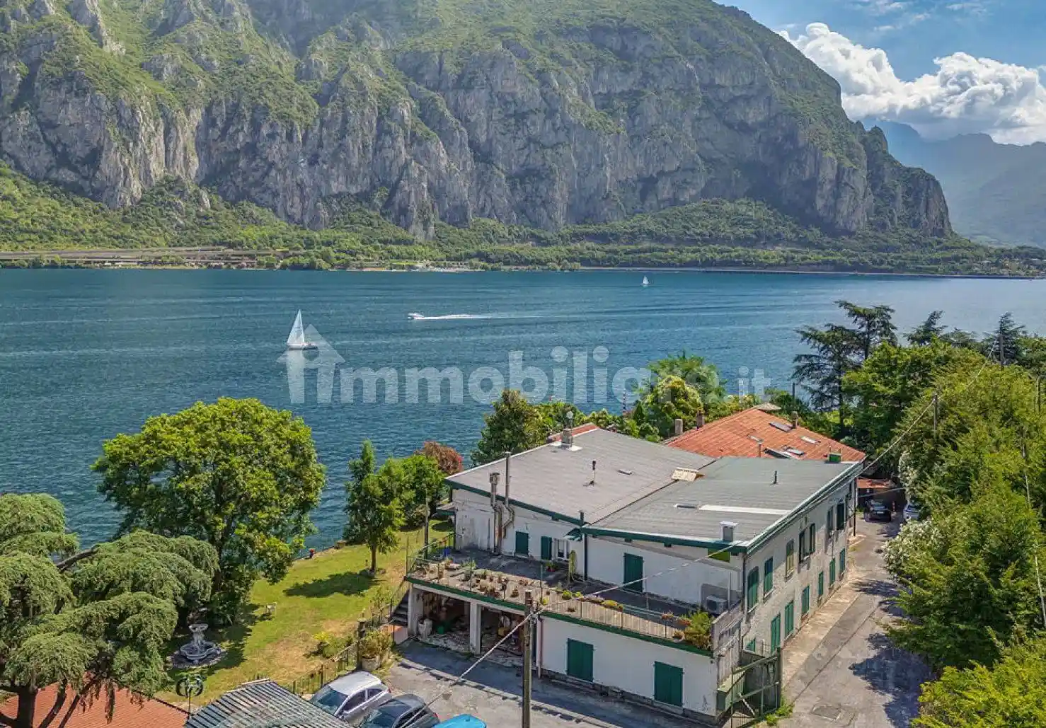 Appartamento in vendita a Valmadrera