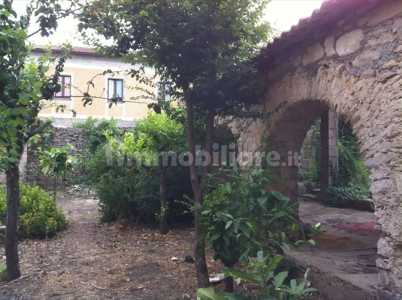 Appartamento in vendita a Isili