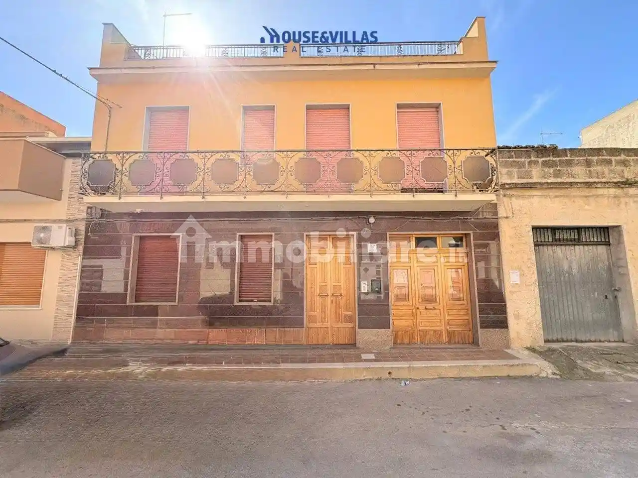 Casa indipendente in affitto a Avola