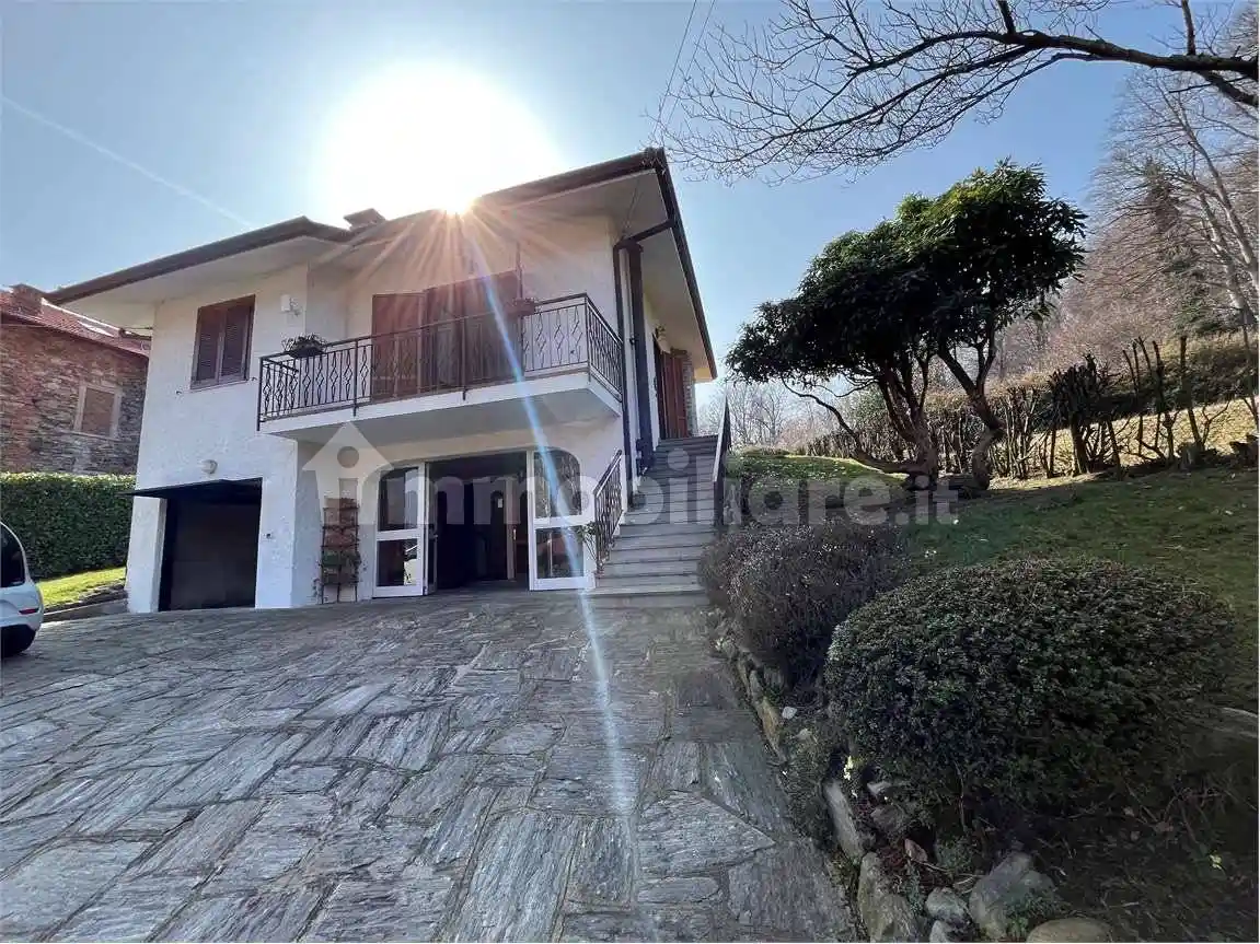 Villa in vendita a Gignese