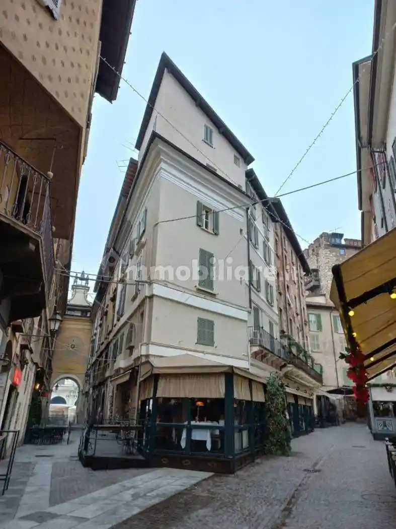 Appartamento in affitto a Brescia