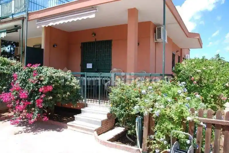 Villa in affitto a Capaci