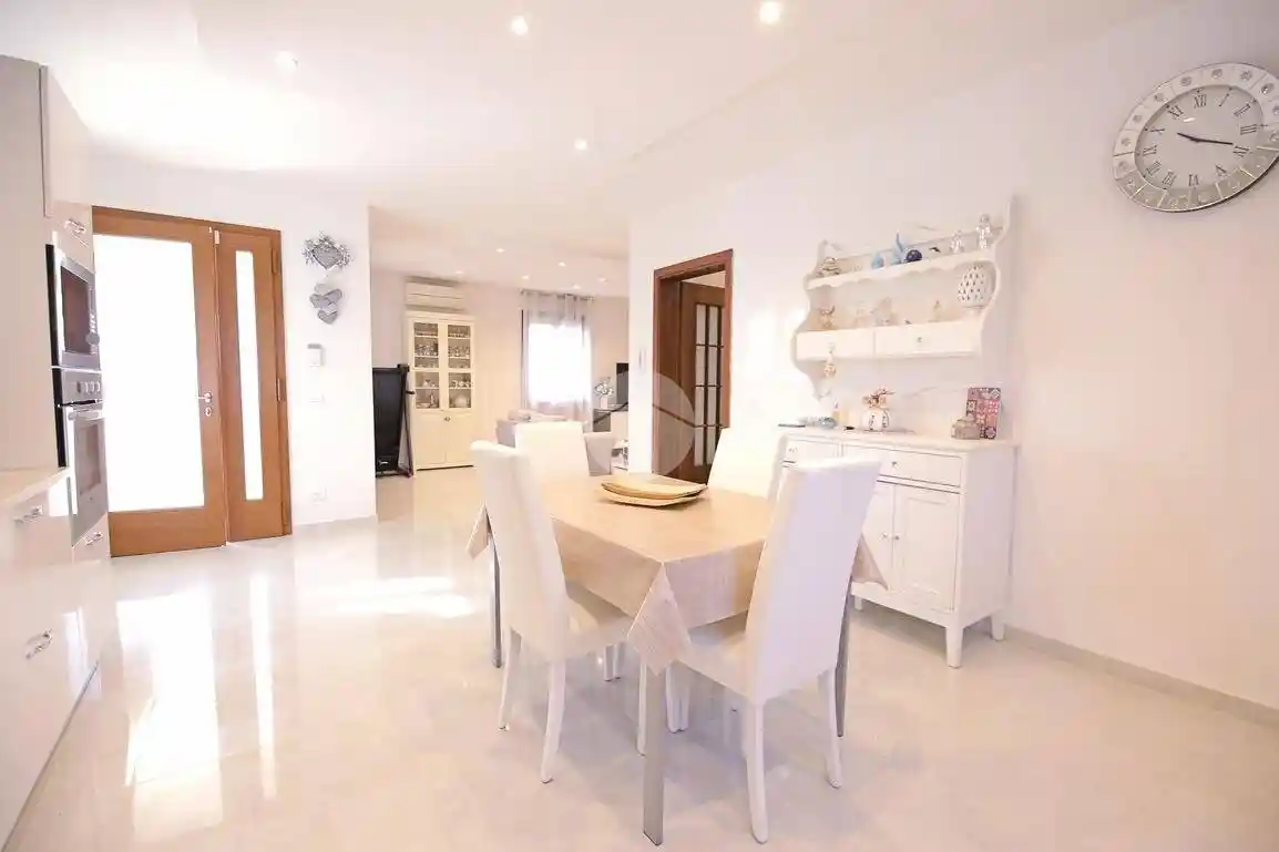 Villa in vendita a Paese