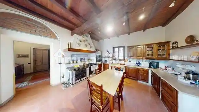 Villa in vendita a Parona