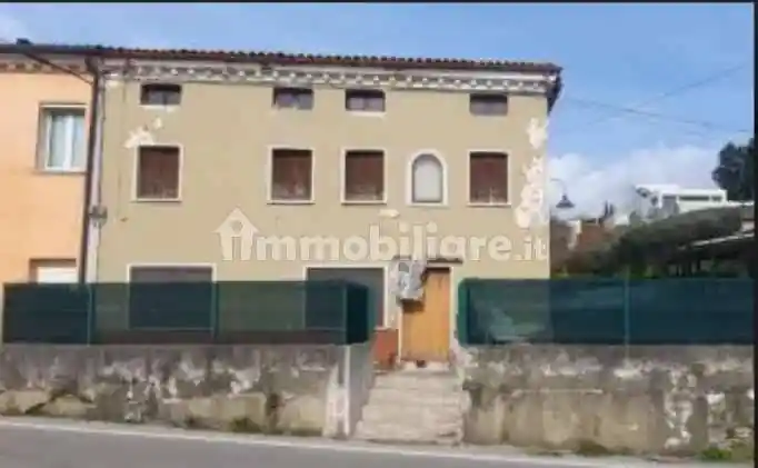 Casa indipendente in vendita a Pianezze