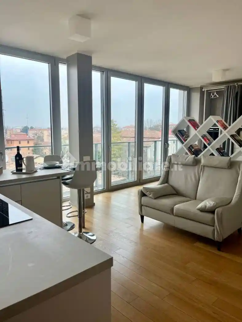 Appartamento in affitto a Parma