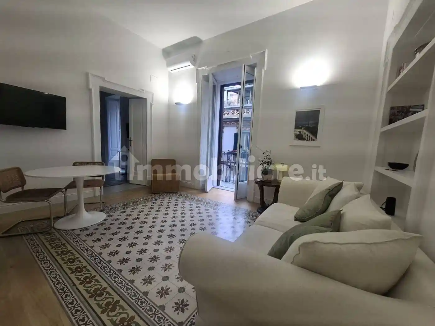 Appartamento in affitto a Napoli