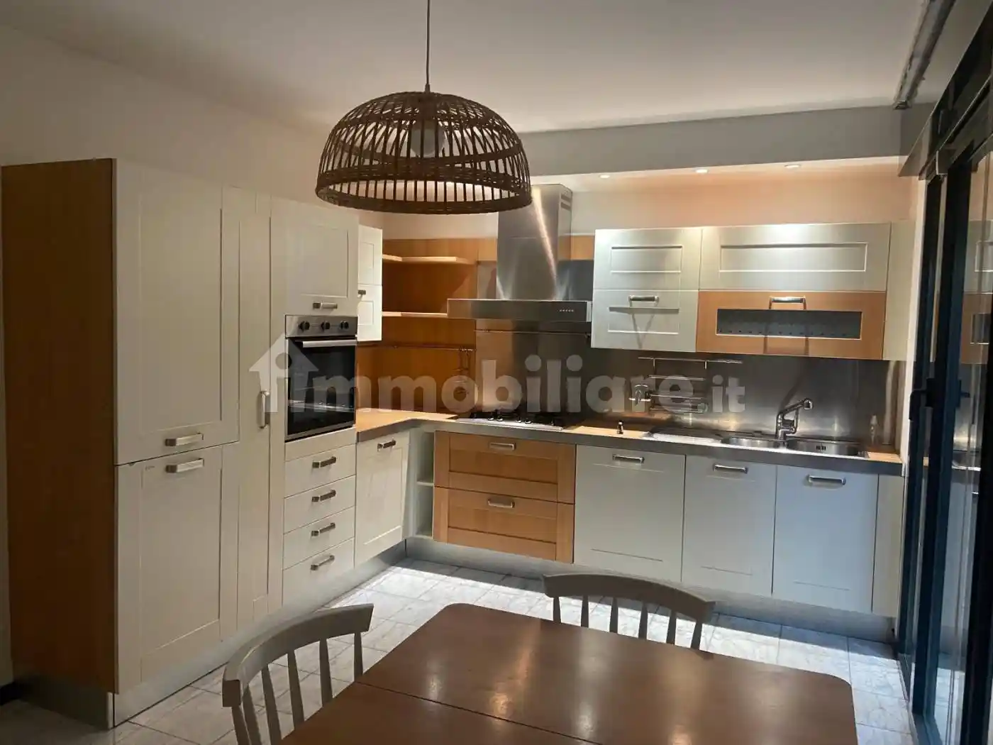 Palazzo - Edificio in affitto a Parma