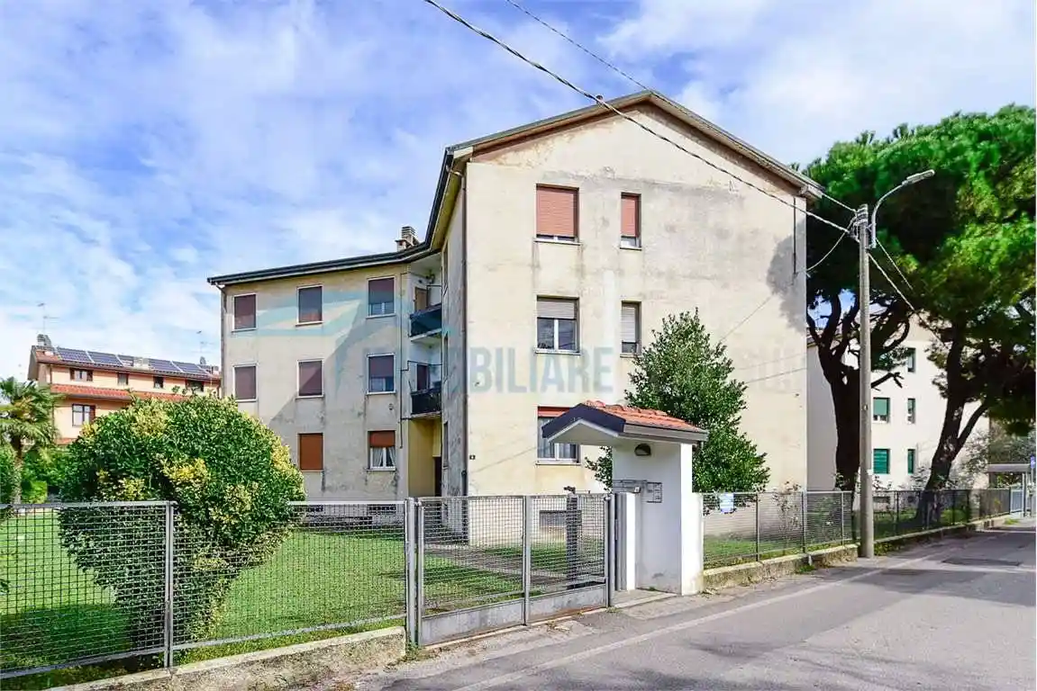 Appartamento in vendita a Albiate