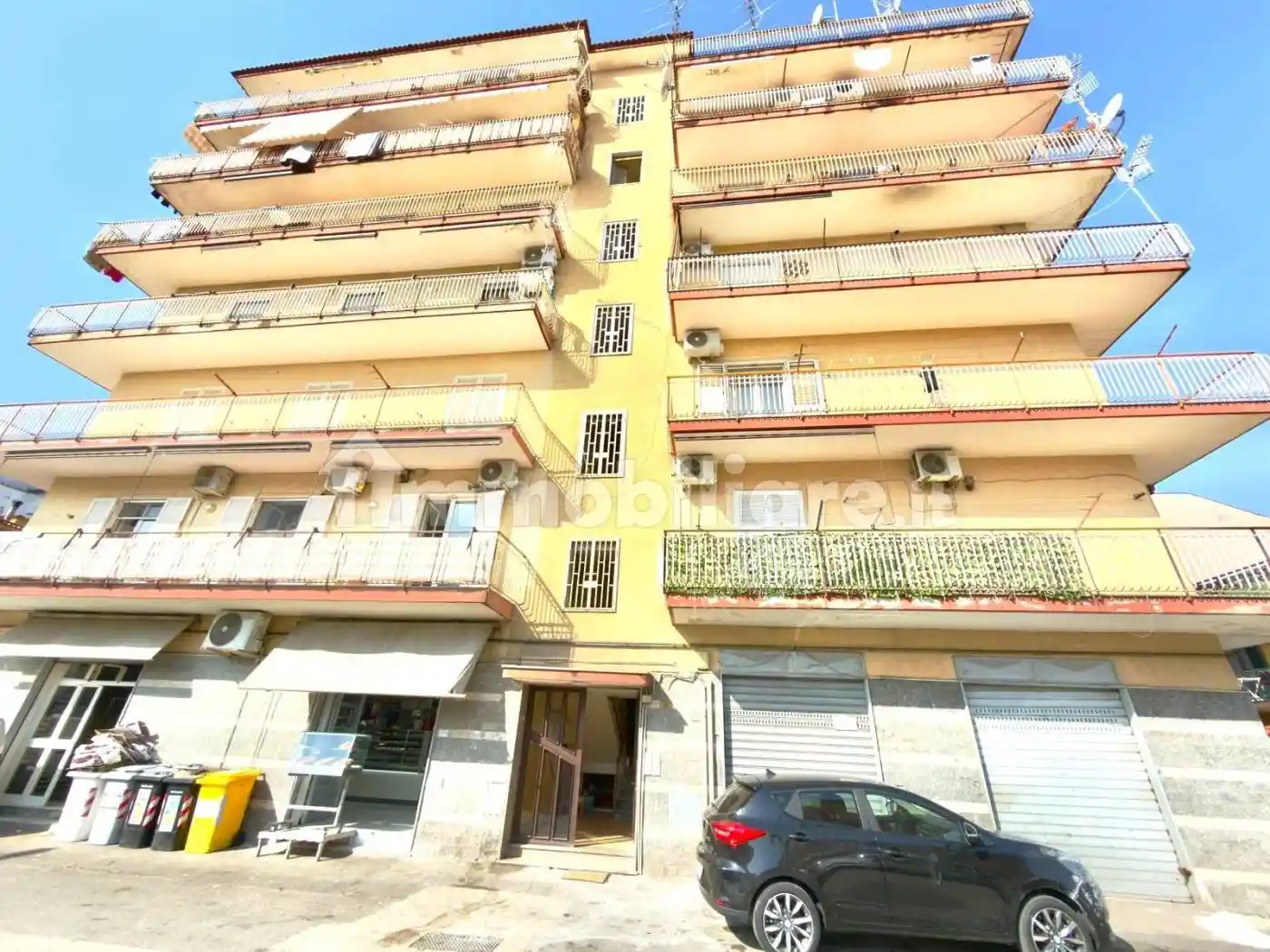 Appartamento in vendita a Napoli