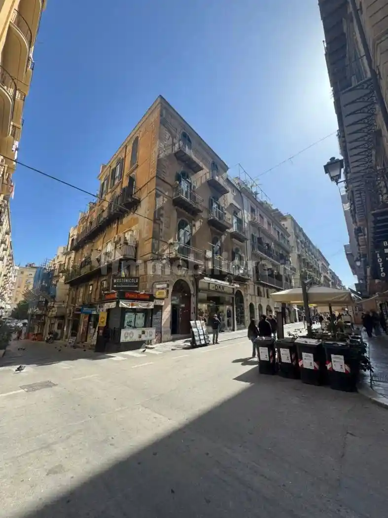 Appartamento in vendita a Palermo