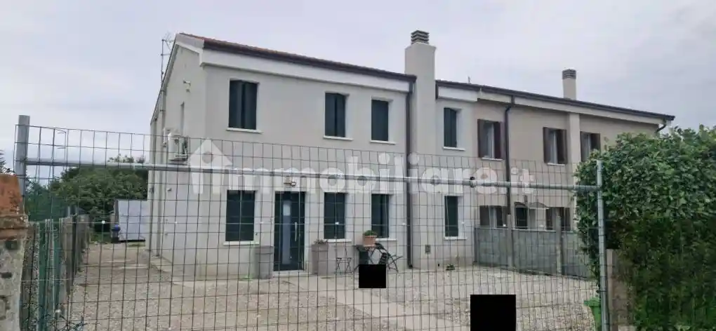 Casa indipendente in vendita a Crespino