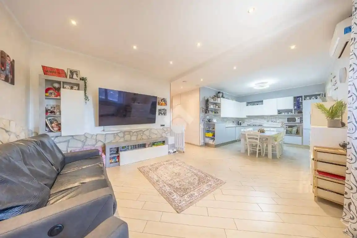 Appartamento in vendita a Zagarolo