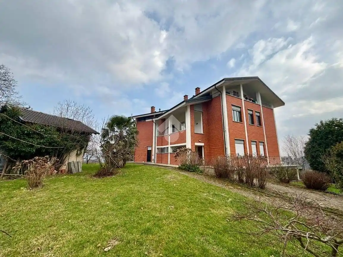 Appartamento in vendita a Rueglio