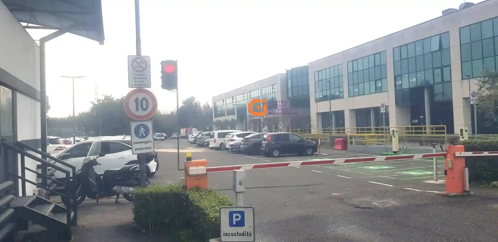 Palazzo - Edificio in vendita a Roma