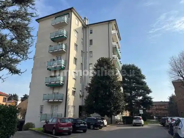 Appartamento in vendita a Vimercate