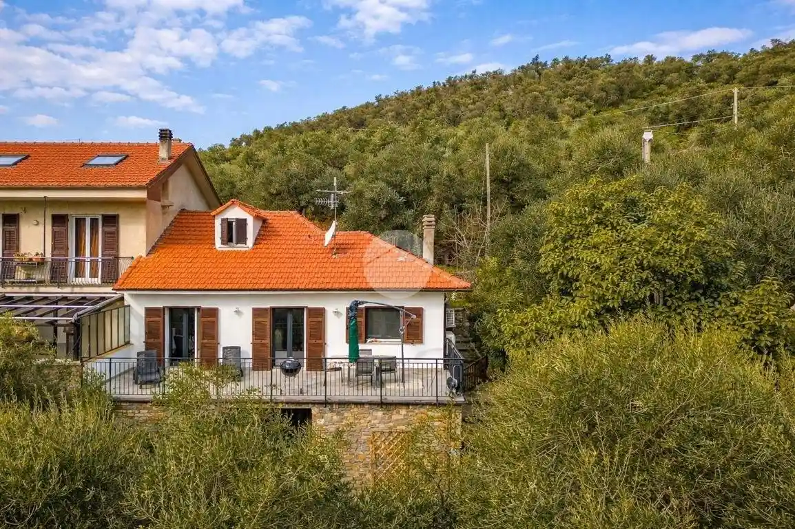 Villa in vendita a Imperia