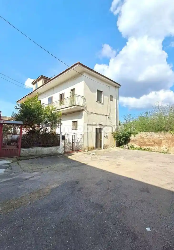 Casa indipendente in vendita a Comiziano