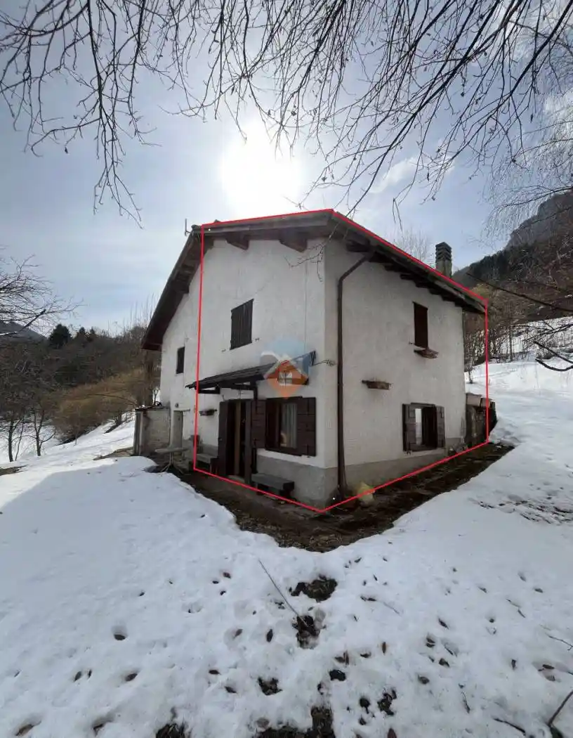 Villa in vendita a Brentonico