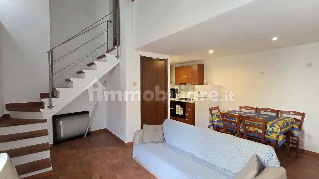 Casa indipendente in vendita a Basicò