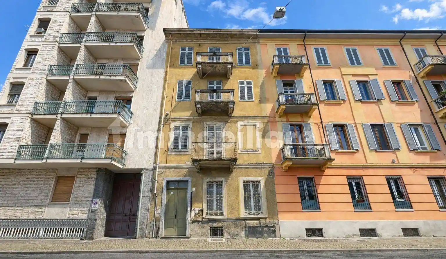 Palazzo - Edificio in vendita a Casale Monferrato