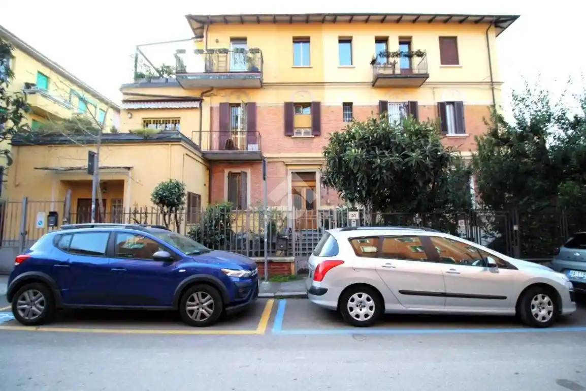 Appartamento in vendita a Bologna