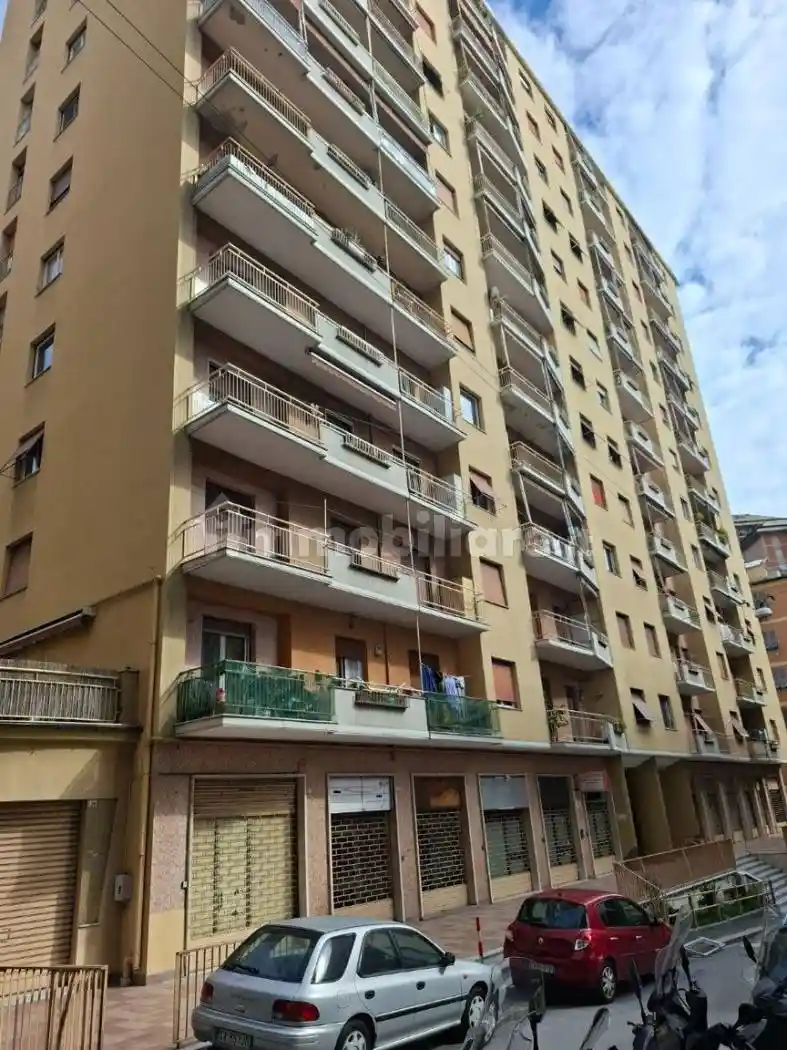 Appartamento in vendita a Genova
